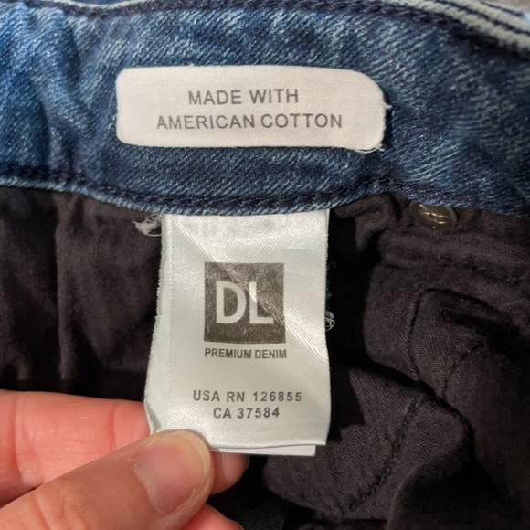 DL1961 Riley Boyfriend Jeans - Picture 9 of 9